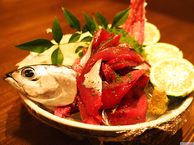 土佐町にある居酒屋 りぐる では 須崎で揚がったメジカの新子が食べることができるんです 株式会社末広